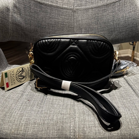 Valentino Orlandi Quilted Black Crossbody Bag with Gold Accents, free wallet - Picture 5 of 5